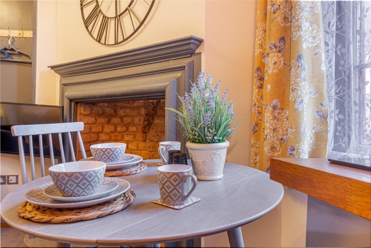 Host & Stay - The Merchant House Apartments هيريفورد المظهر الخارجي الصورة